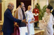 India stands shoulder to shoulder with ASEAN: President
